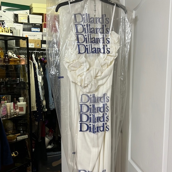 Cream one piece Jumper - Picture 1 of 3